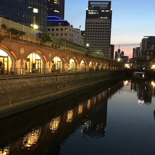 万世橋神田川秋葉原街並み